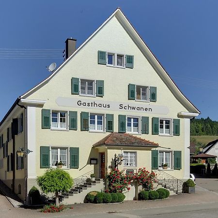 Gasthaus Schwanen & Villa Pfarrhus Штюлинген Экстерьер фото